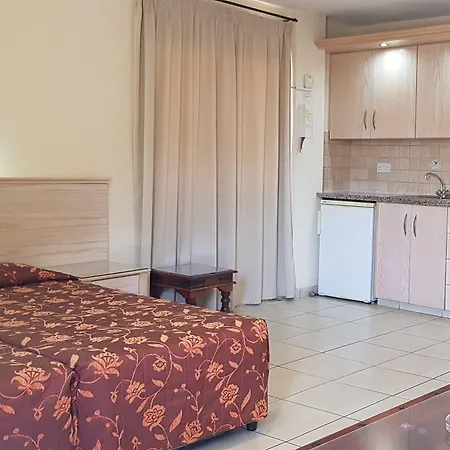 Senator - Adults Only Aparthotel 4*