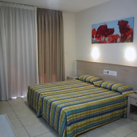 Aparthotel Senator - Adults Only