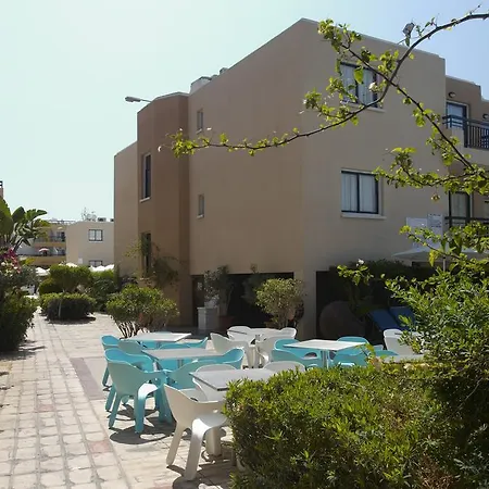 Senator - Adults Only Aparthotel 4*