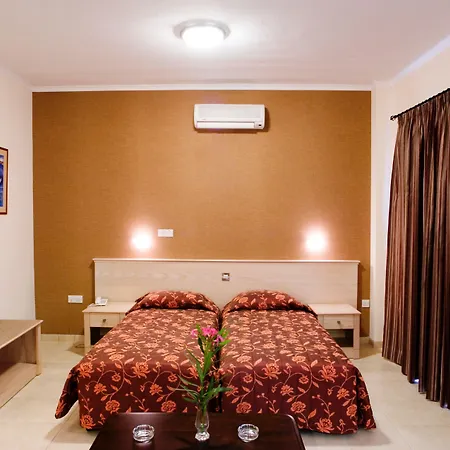 Senator - Adults Only