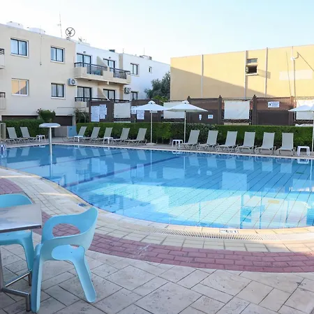 Senator - Adults Only Appart hôtel 4*