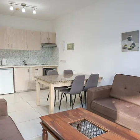 Aparthotel Senator - Adults Only
