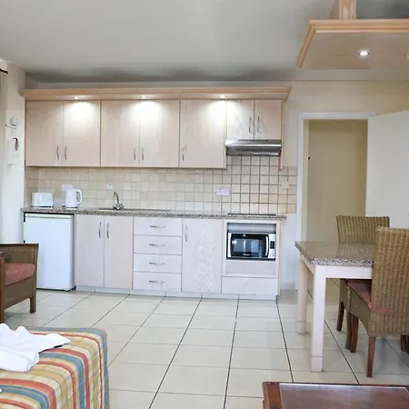 Senator - Adults Only Aparthotel