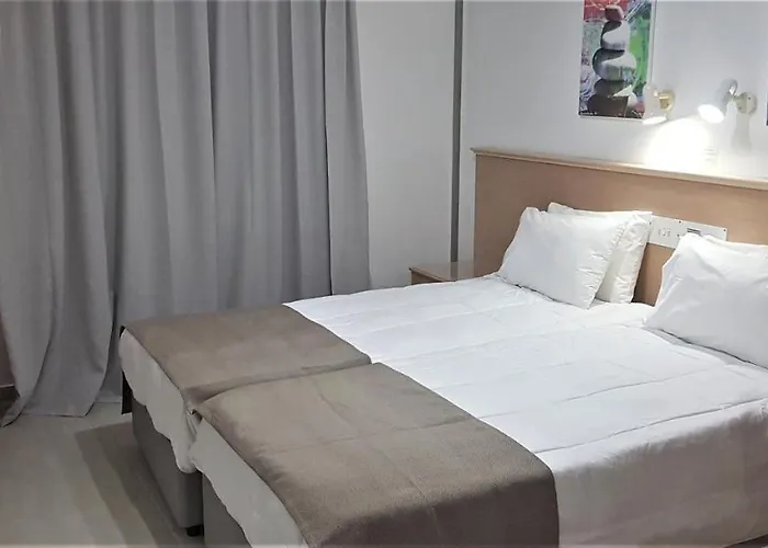 Senator - Adults Only Appart hôtel