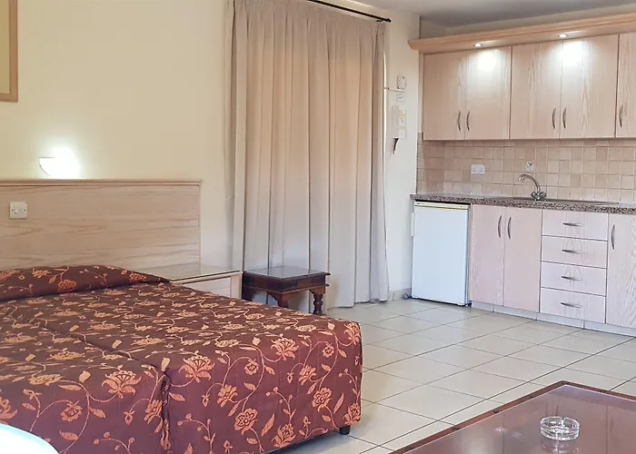 Senator - Adults Only Aparthotel 4*