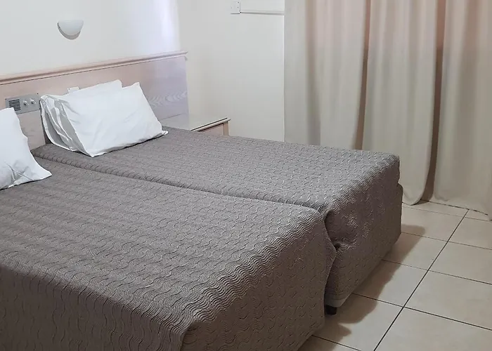 Senator - Adults Only