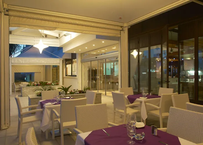 Senator - Adults Only Aparthotel