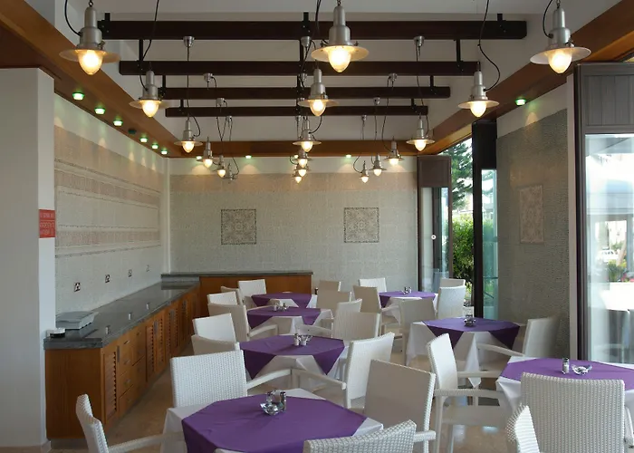 Senator - Adults Only Appart hôtel